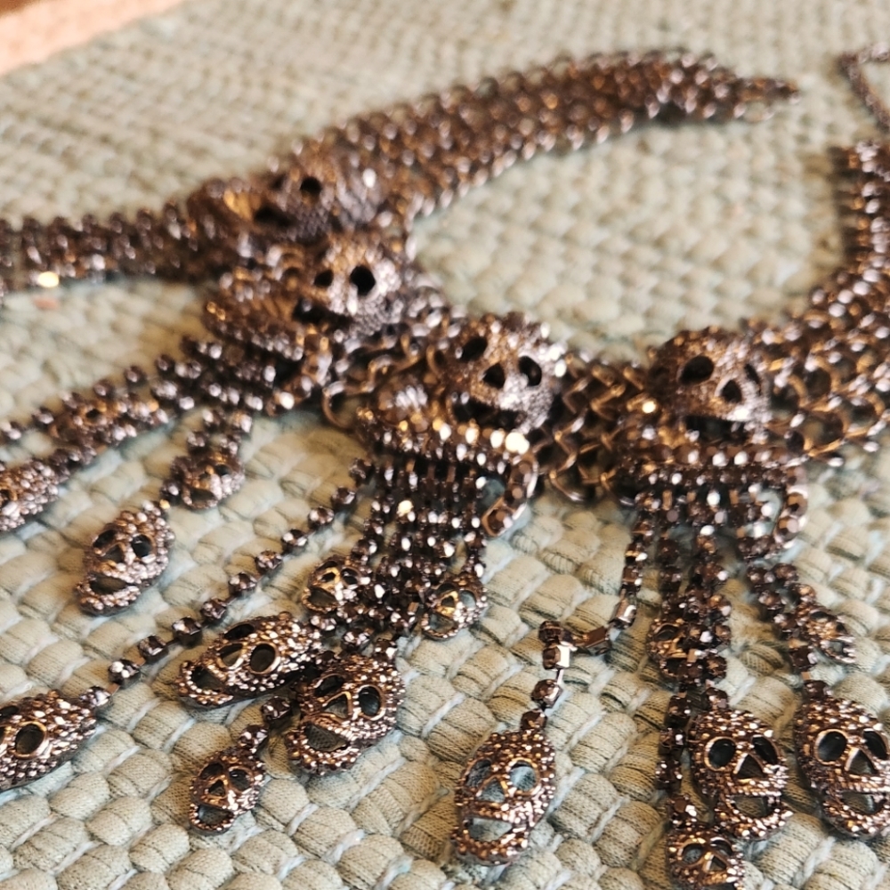 Gothic style extravagant necklace